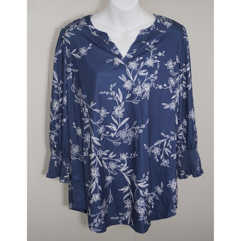 Xieerduo XL Blue Floral Smocked Cuff V-Neck Blouse